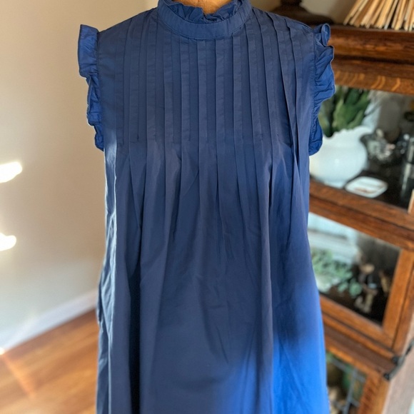 BTFL-life medium blue pleated summer dress with pockets and buttons down back - Picture 1 of 8